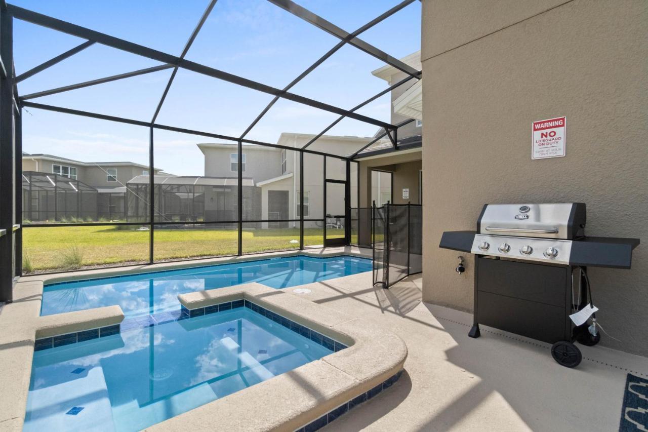 Holiday home Beautiful Family - Pool And Hot Tub - Near World *